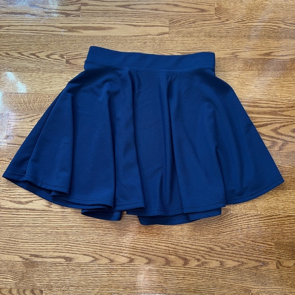 Kathy Navy Circle Skirt - Picture 2 of 12